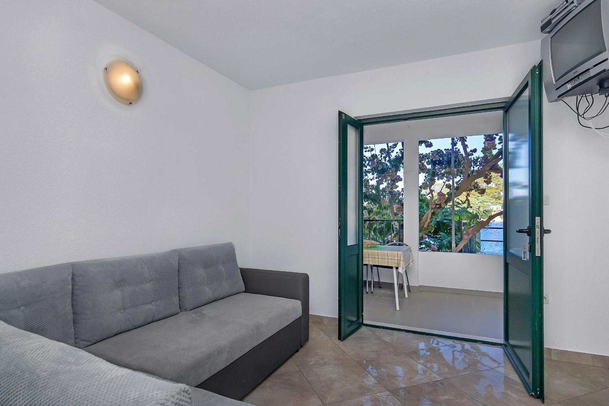 Apartmani Nikola Zastražišće Zewnętrze zdjęcie